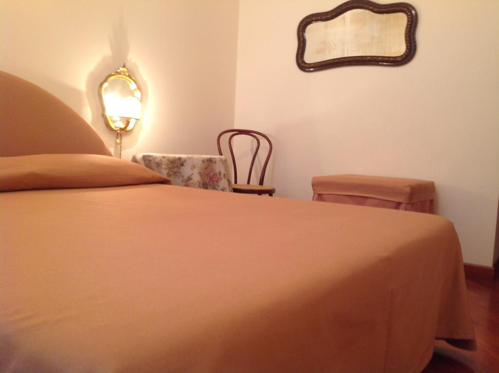 B&B Crispi Trieste Quarto foto